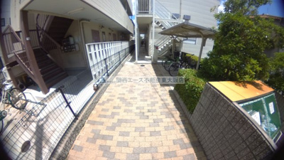 【エントランス】 | レオパレスフラワリー