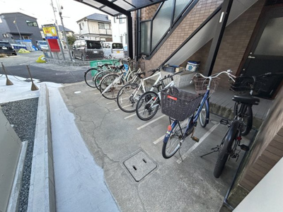 【その他共用部分】 | パインクレスト | スタンダードな洋室です