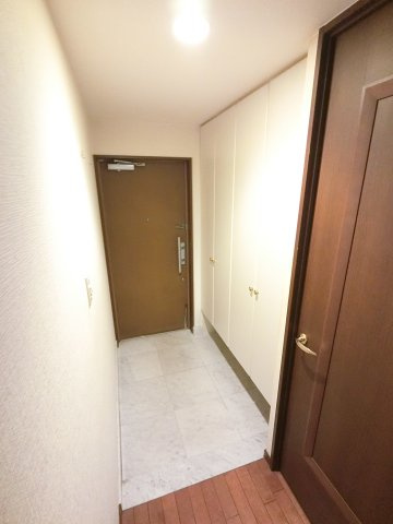 東京ベイスクエア・プリズムの玄関