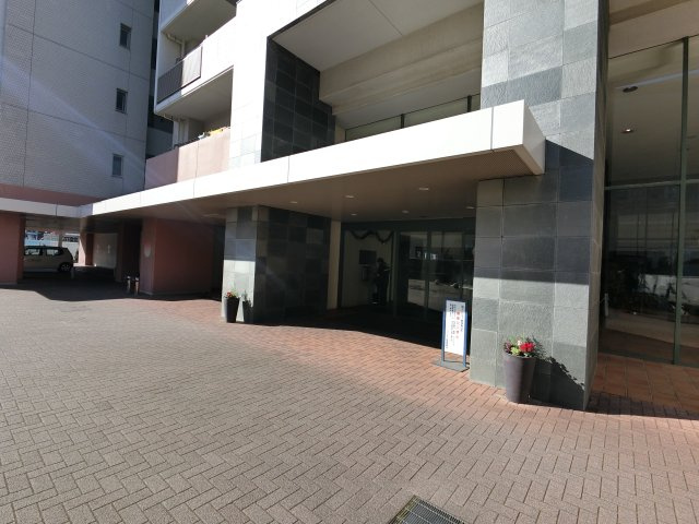 東京ベイスクエア・プリズムのエントランス