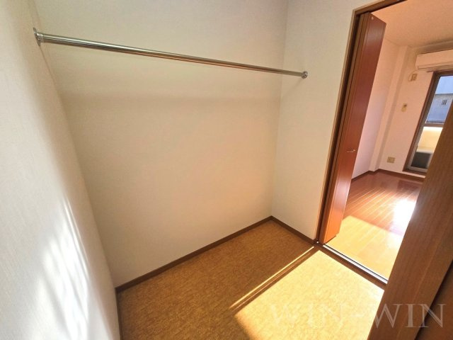ブロードタウン神野 Ⅱ Eの収納