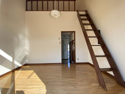 【居間・リビング】 | ブルーコスモ西坂田