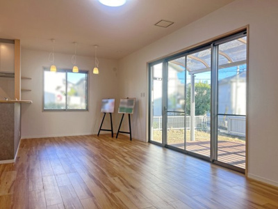 【居間・リビング】 | 桑名市陽だまりの丘４丁目 | ＬＤＫ