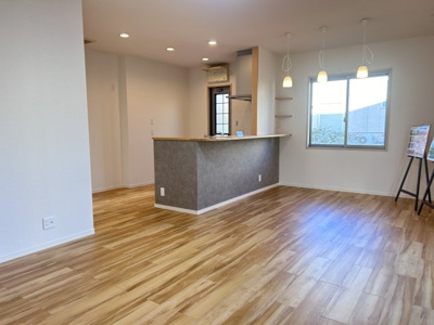 【居間・リビング】 | 桑名市陽だまりの丘４丁目 | ＬＤＫ