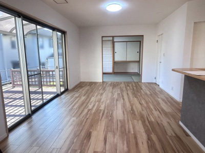 【居間・リビング】 | 桑名市陽だまりの丘４丁目 | ＬＤＫ