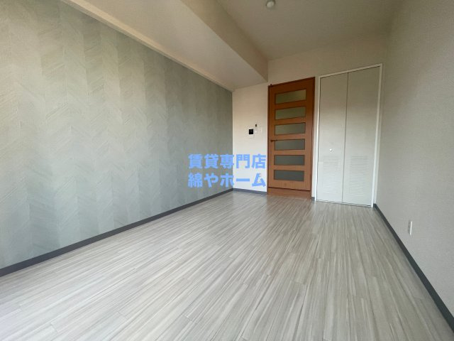 ソレアードトレスなんばWESTの洋室|ゆったりした洋室です