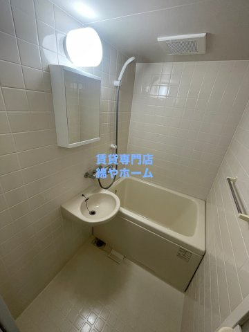 ソレアードトレスなんばWESTの浴室|落ち着いた空間のお風呂です