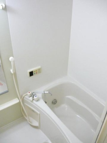 ストラーレ　牛川の浴室|日々の疲れを癒すお風呂付です