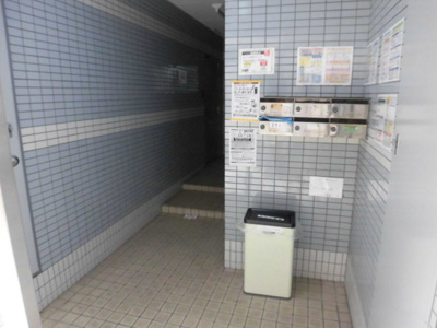 【エントランス】 | ユニオンハイツ柴島 | 清潔感のあるエントランスです