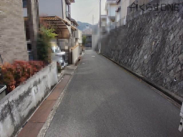 【前面道路含む現地写真】 | 姫路市青山西4丁目／中古戸建