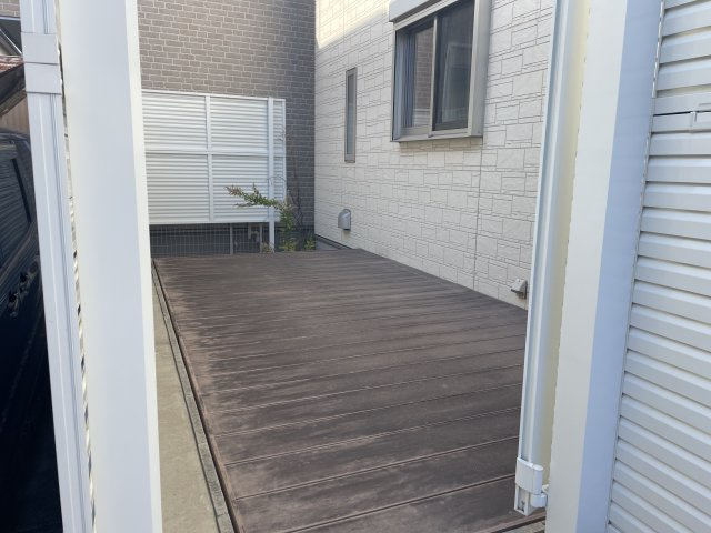 愛知県半田市庚申町２丁目 中古戸建のその他|ウッドデッキ