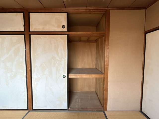 フラワーハイツの収納