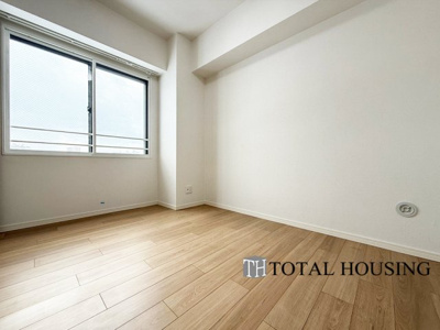 【洋室】 | アルファコート白石 | 洋室　約6.3帖
明るい陽射しが射し込む心地良い空間です♪