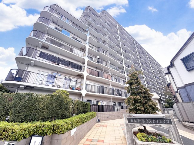 五反野第三スカイハイツの外観|総戸数267戸大規模レジデンス