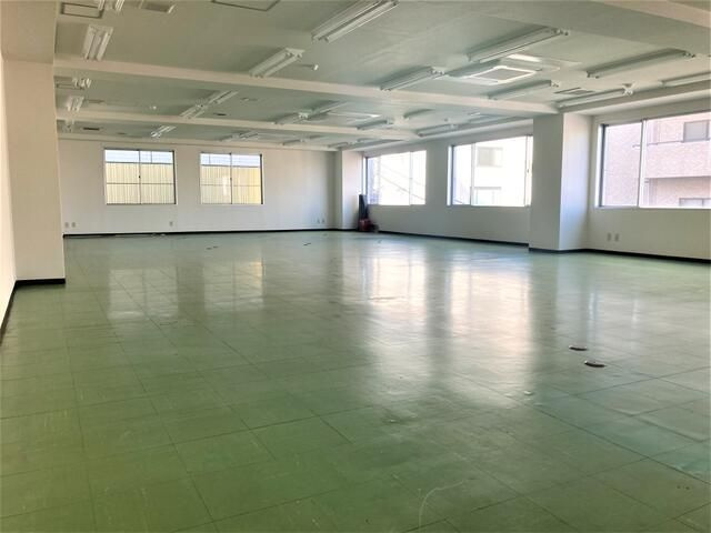 光正ビルの内装