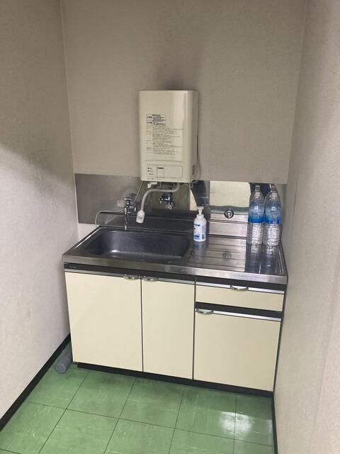 光正ビルの内装