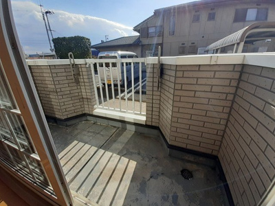 【バルコニー】 | サンモールＢ