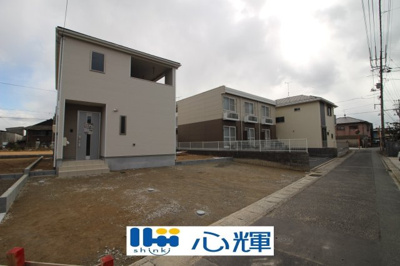 【前面道路含む現地写真】 | クレイドルガーデン山陽小野田市セメント町第２（２号棟） | 現地（2025年2月6日撮影）
コミュニティー以外の方々の出入りも少なく、お車の出し入れも楽々です。
