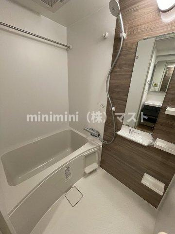 セレニテ難波ミラク参番館の浴室