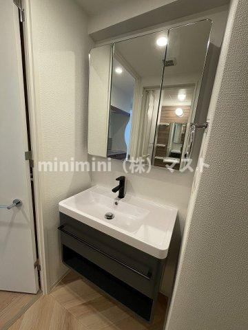 セレニテ難波ミラク参番館の洗面所