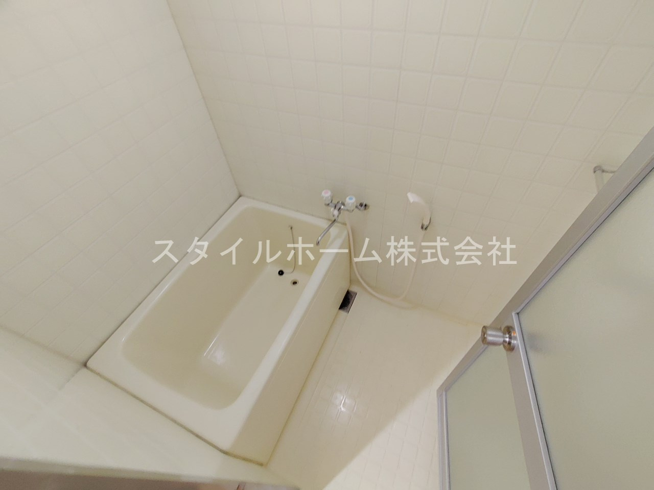 第５フクマルビルの浴室