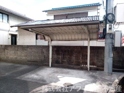 【その他共用部分】 | パティオ深津 | 屋根付き駐輪場