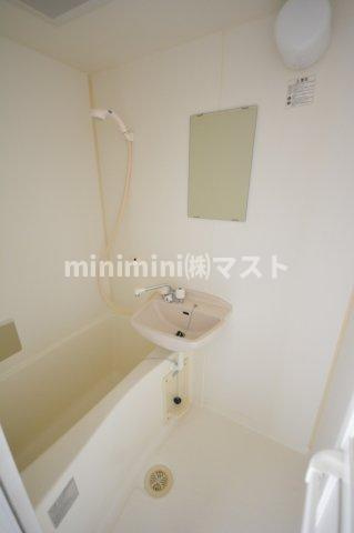 ウィンヒルズ難波南の洗面所