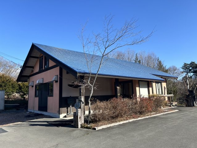 諏訪郡富士見町富士見　売店舗の外観