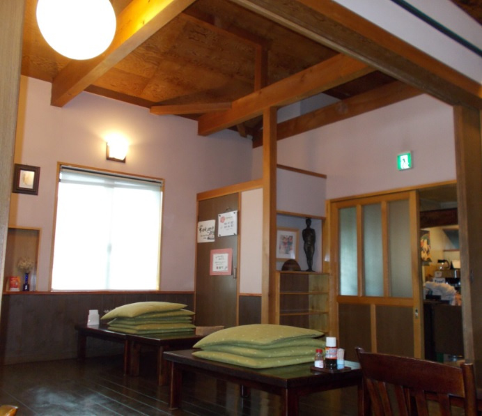 諏訪郡富士見町富士見　売店舗の内装