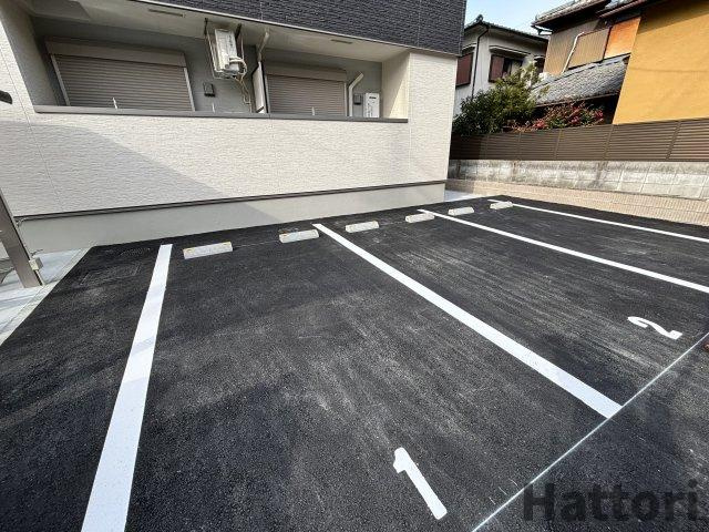 フジパレス服部南町の駐車場