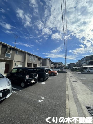 【駐車場】 | ラ・ミア・カ－サ | カースペースがあります