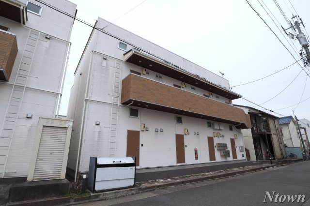【外観】 | アーク本陣 | 外はこのようになっています