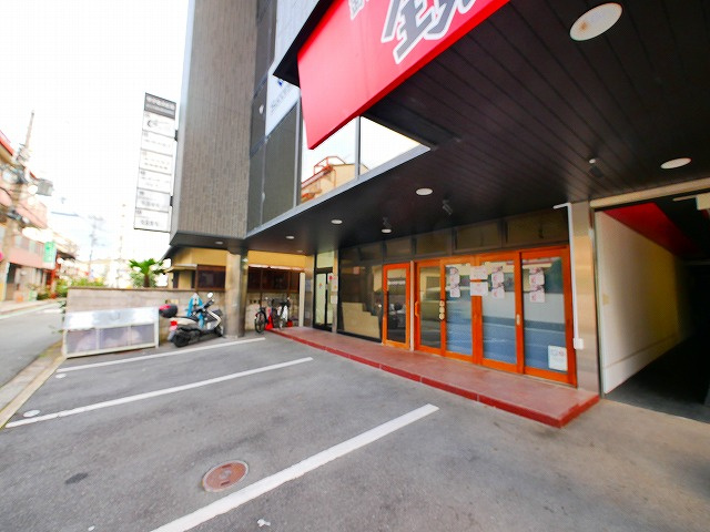 サクセスビルの周辺