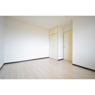 【居間・リビング】 | サンフォレスト | ゆったりとしたリビングです