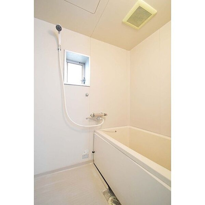 【浴室】 | サンフォレスト | きれいなお風呂です