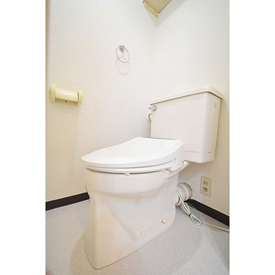 【トイレ】 | サンフォレスト | 清潔感のあるトイレです