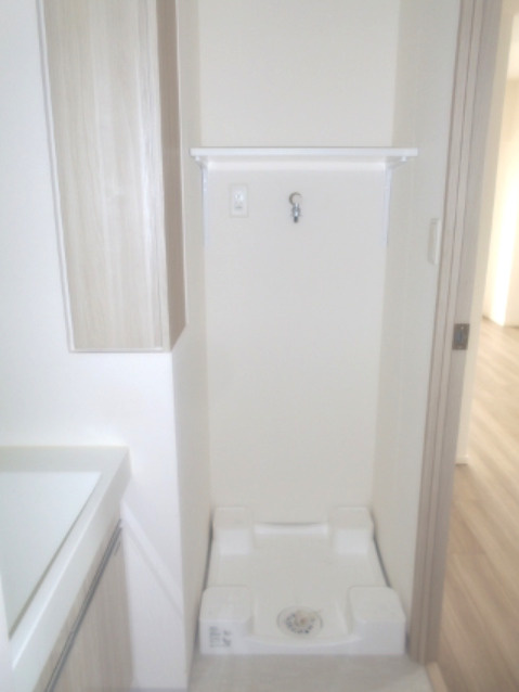 JP noie上野稲荷町の設備|排水溝掃除しやすい足高防水パンです