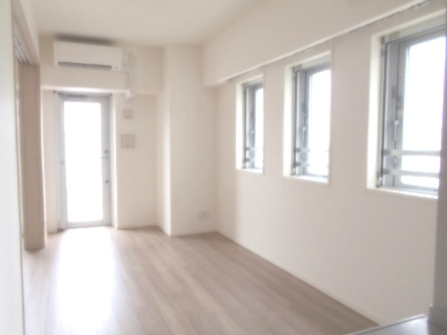 JP noie上野稲荷町