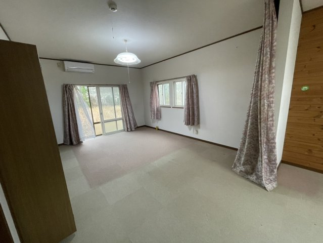 【居間・リビング】の画像