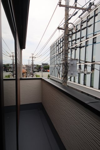 【バルコニー】 | 《仲介手数料無料》桜区栄和３丁目4-10(2号棟)新築一戸建てリガーレ | 撮影日 2025年6月6日 16:50 曇り