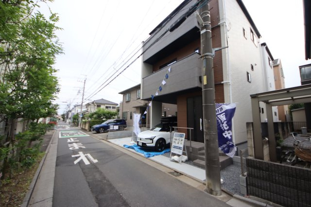 【外観】 | 《仲介手数料無料》桜区栄和３丁目4-10(2号棟)新築一戸建てリガーレ | 撮影日 2025年6月6日 16:50 曇り