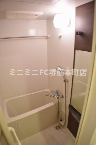 エステムプラザ心斎橋EASTⅣブランディアの浴室