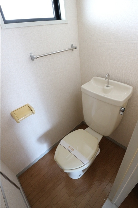 パールハイツ鏑木３９のトイレ