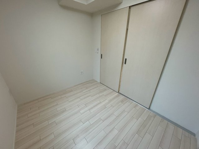 アルバ西岡本の居間・リビング