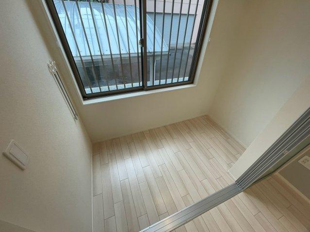 アルバ西岡本のバルコニー