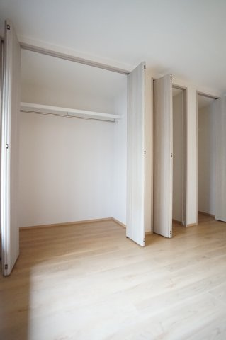 黒髪6丁目戸建の収納