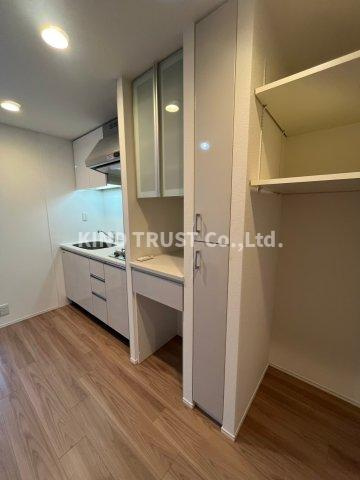 パークアクシス梅田の内装|明るい室内です