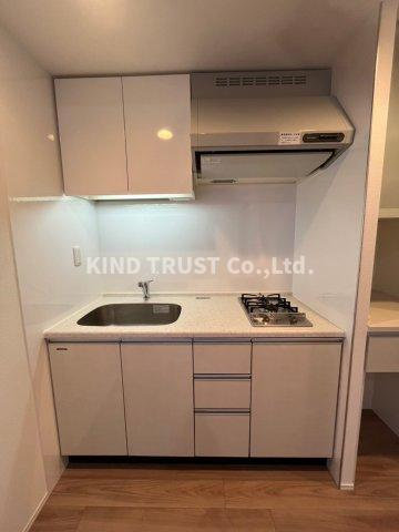 パークアクシス梅田のキッチン|コンパクトなキッチンで掃除もラクラク