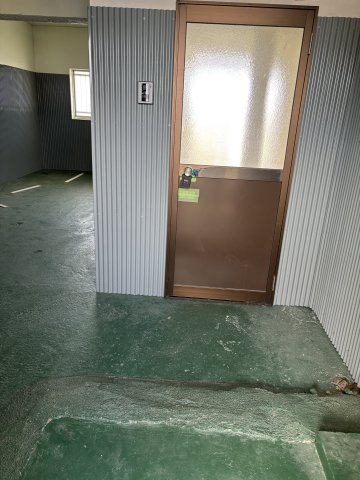 大手町ハイツの玄関|玄関ドア変更したい場合、借主負担にて変更可能です。