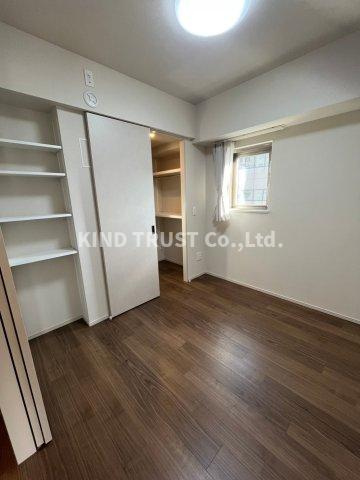 ソルティア東梅田の居間・リビング|使いやすいリビングです